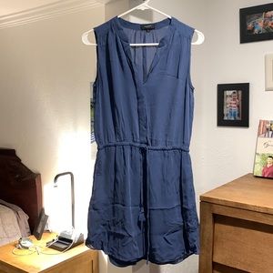 Aritzia Babaton 100% silk dress
